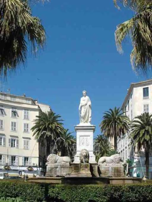 Appartement Hypercentre Parking Gratuit Ajaccio  Eksteriør billede